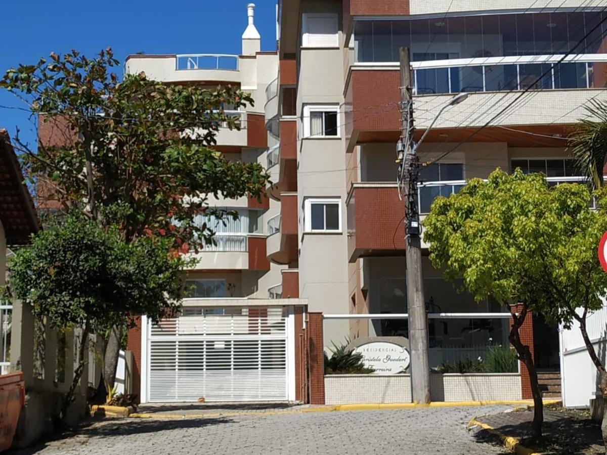 Residencial Maristela Apartment Bombinhas Exterior photo